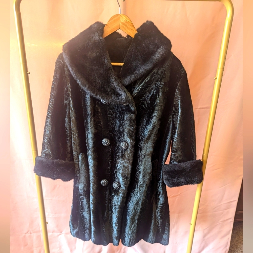 Union Made Fur lines coat!